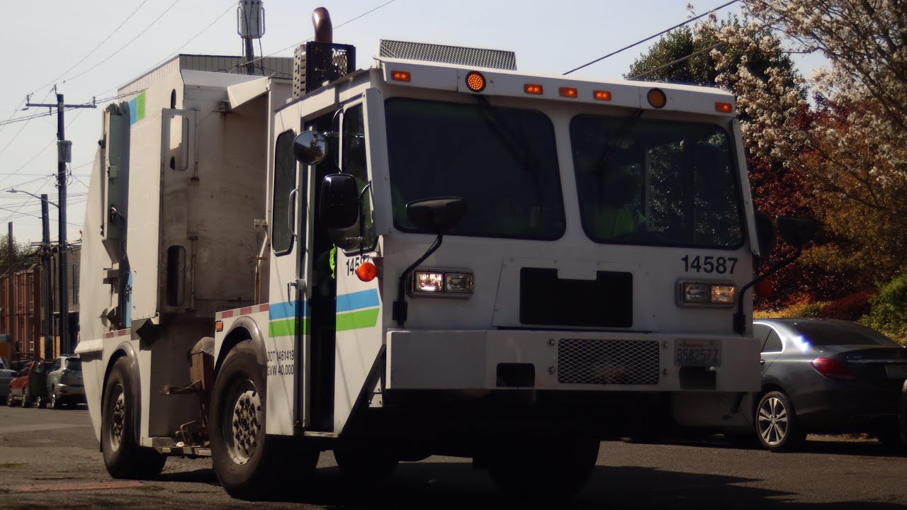 Recology's Repainted Lodal EVO Garbage Truck on Trash!