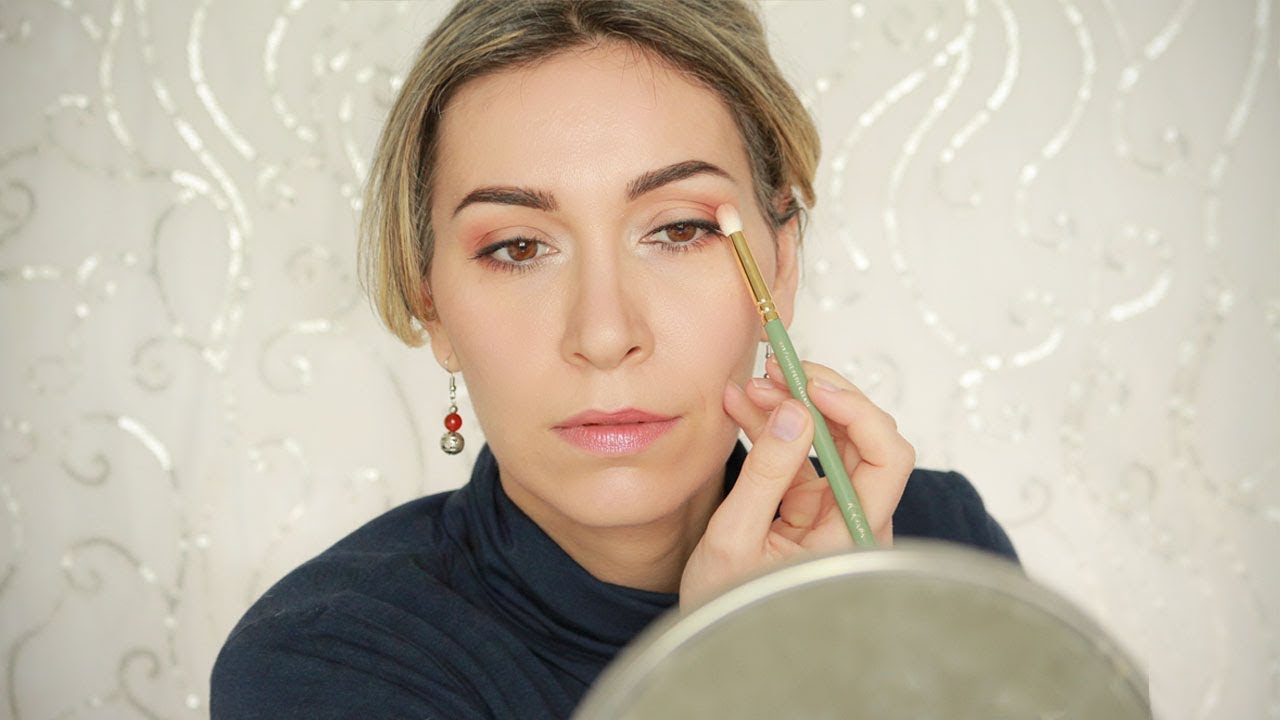 Come truccarsi dopo i 40 e 50 anni? Trucco ispirato ad un attrice over