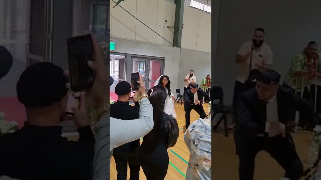 LIZ & ALEX MALALA'S BEST SAMOAN WEDDING ENTRANCE‼️💯💯 17/04/2022🕊🤍❤❤❤