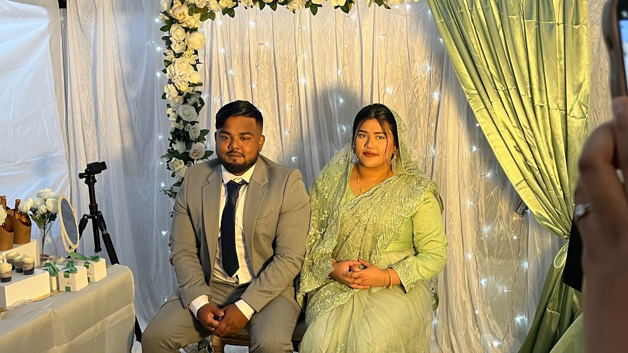 My aunts Dekha Dekhi