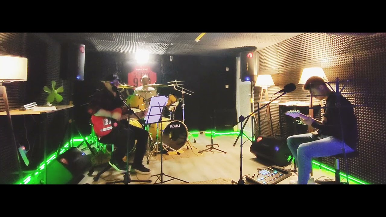 Low Tide - Vol. 4 Cover