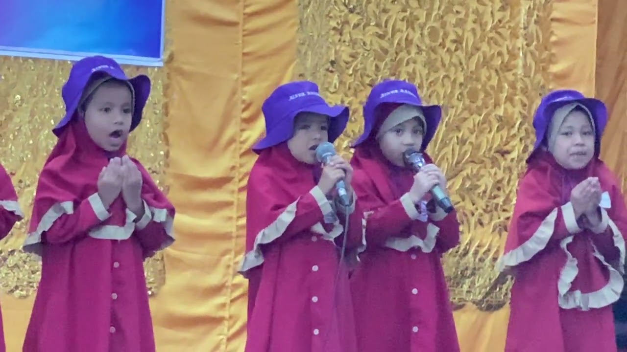 Penampilan puisi sholehah kelas mangga TK Alamqu ainurrahmah 🥰 yayuk dan teman teman 😍
