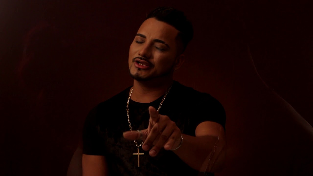 OS BROTHERS   A DISTANCIA   Clip Oficial