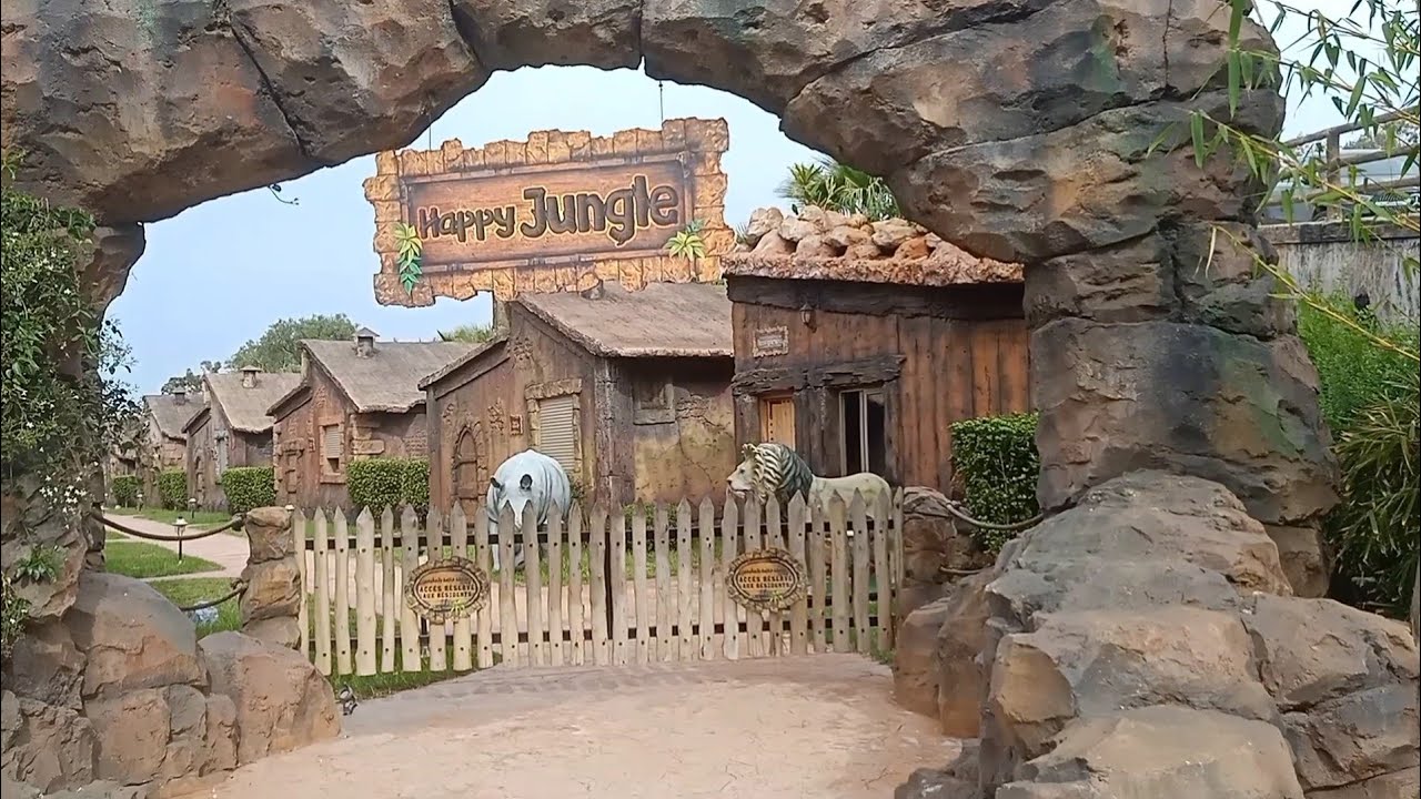 قرية الأحلام  (Dream village) بنواحي مدينة المحمدية بالمغرب