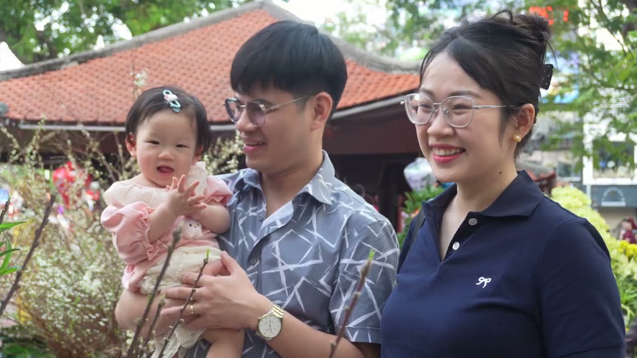 LẮNG NGHE MÙA XUÂN VỀ