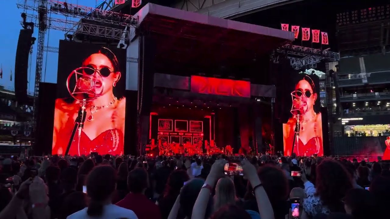 My Chemical Romance - Mama featuring “Marianne” [Live In Seattle 7/11/25]