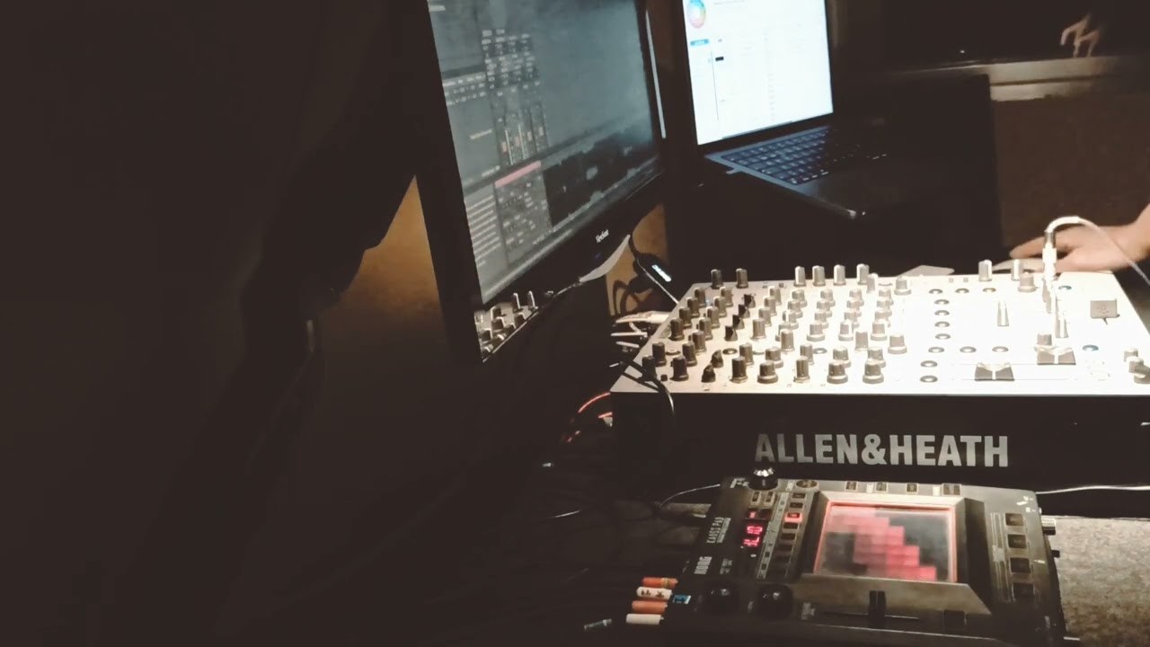 Techno home set sound test (II) ALLEN &HEATH XONE 96 KORG  KAOSS ABLETON 11