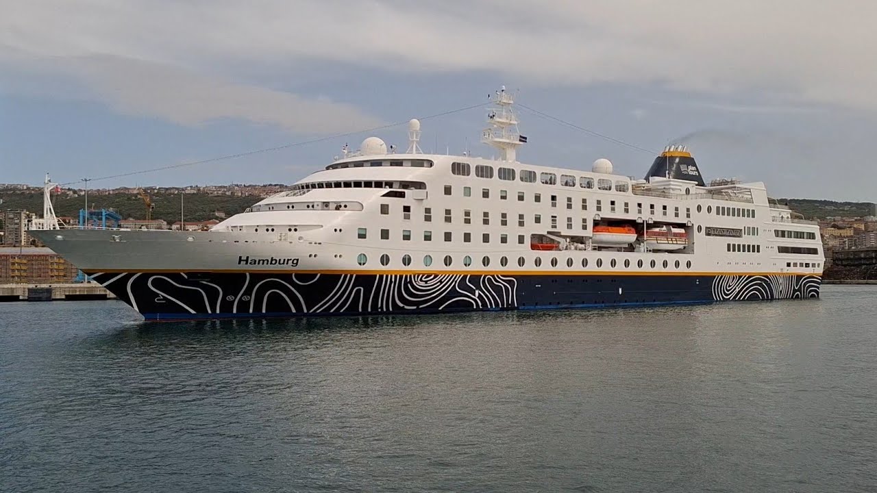 Departure of cruise ship HAMBURG from Rijeka, Croatia 16.4.2025 (Plantours)