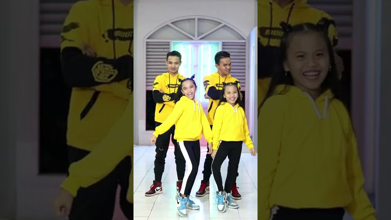 Dum Tek Tek Dum Tek Dance
