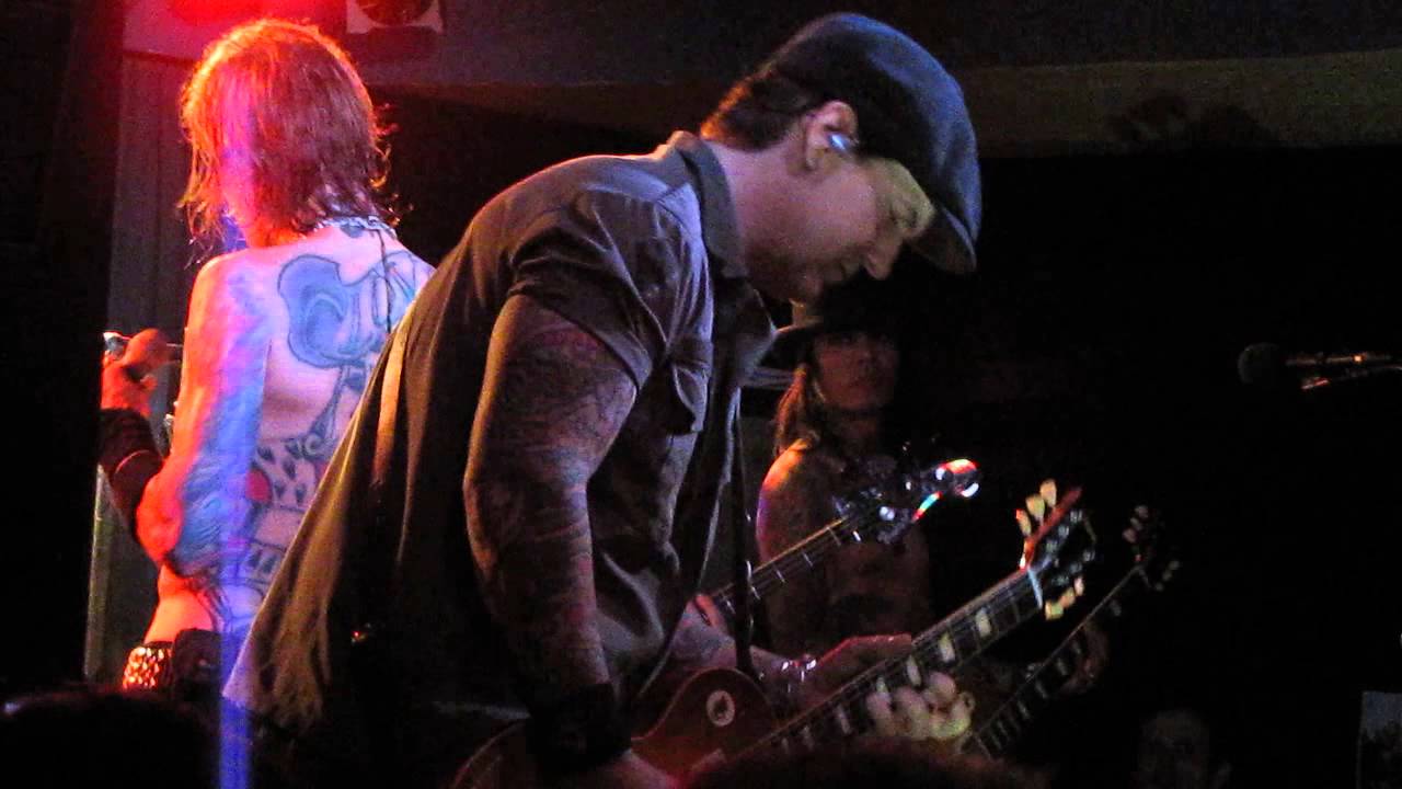 Buckcherry - Crazy Bitch - Maverick's, Ottawa - 2014