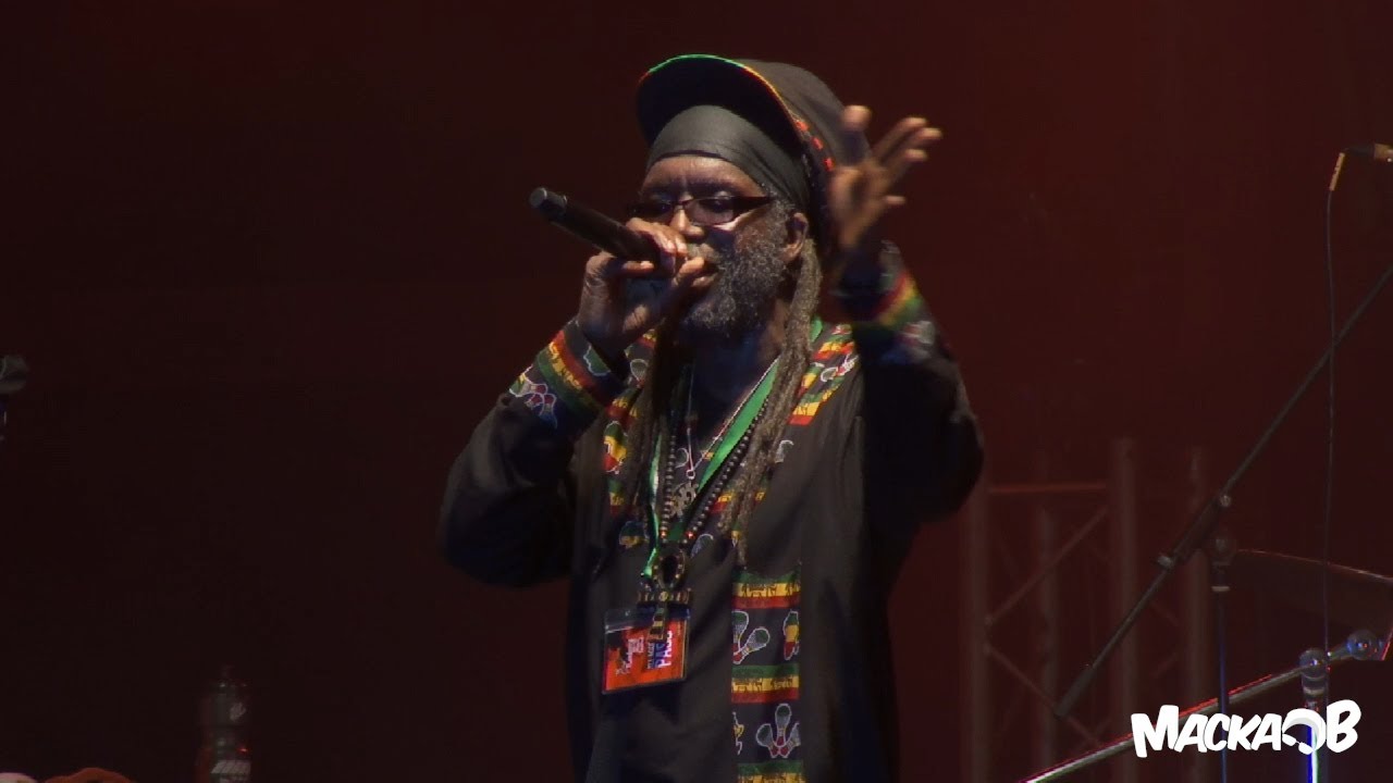 MACKA B performing Medical Marijuana live In Malaysia. CROWD GOES WILD, Big Vibes.