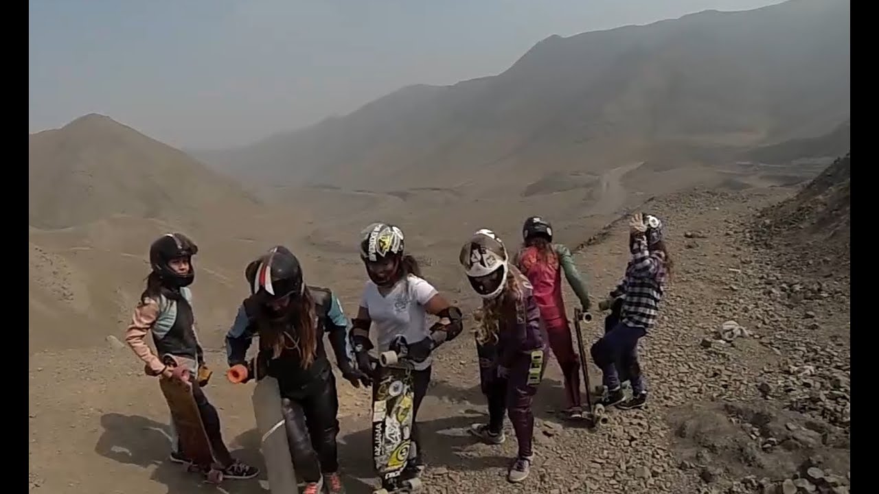 Longboard Girls Crew Peru @ Nuclear Hill