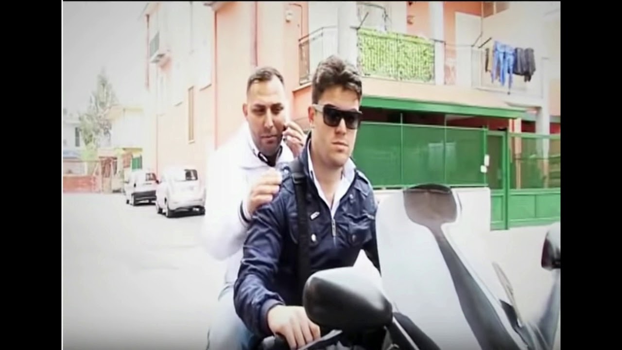 Gianluca Parisi e Nello Amato - Nu frate latitante