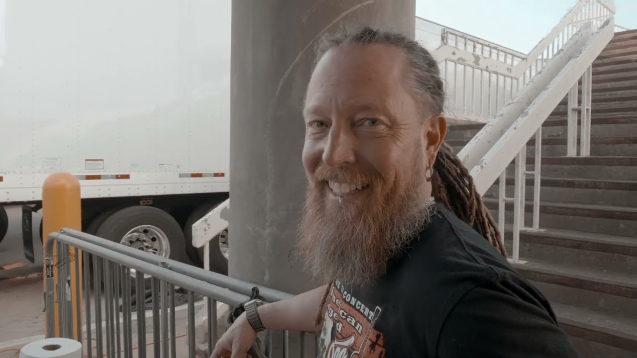 Shinedown - Backstage BBQ  (Grill & Chill with Guest Chef Alex Belew)