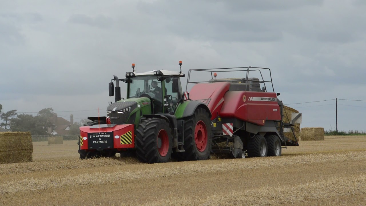 Big Baling - Fendt 942 with Massey Ferguson 2290 Big Baler