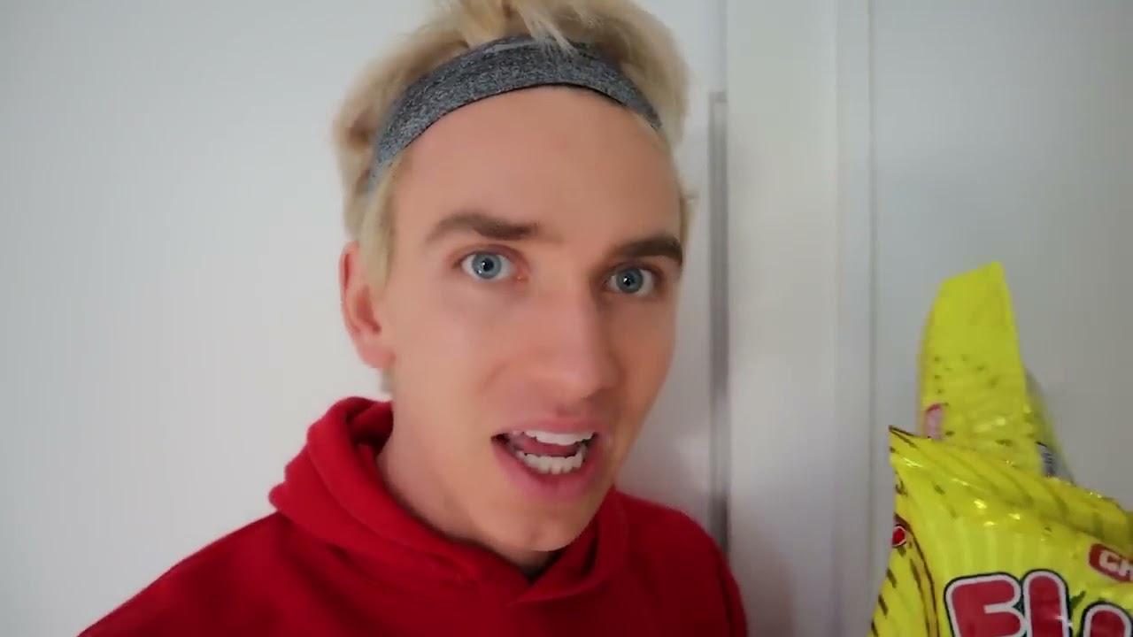 Stephen Sharer! POND MONSTER EVIDENCE FOUND in my BEST FRIENDS HOUSE!!