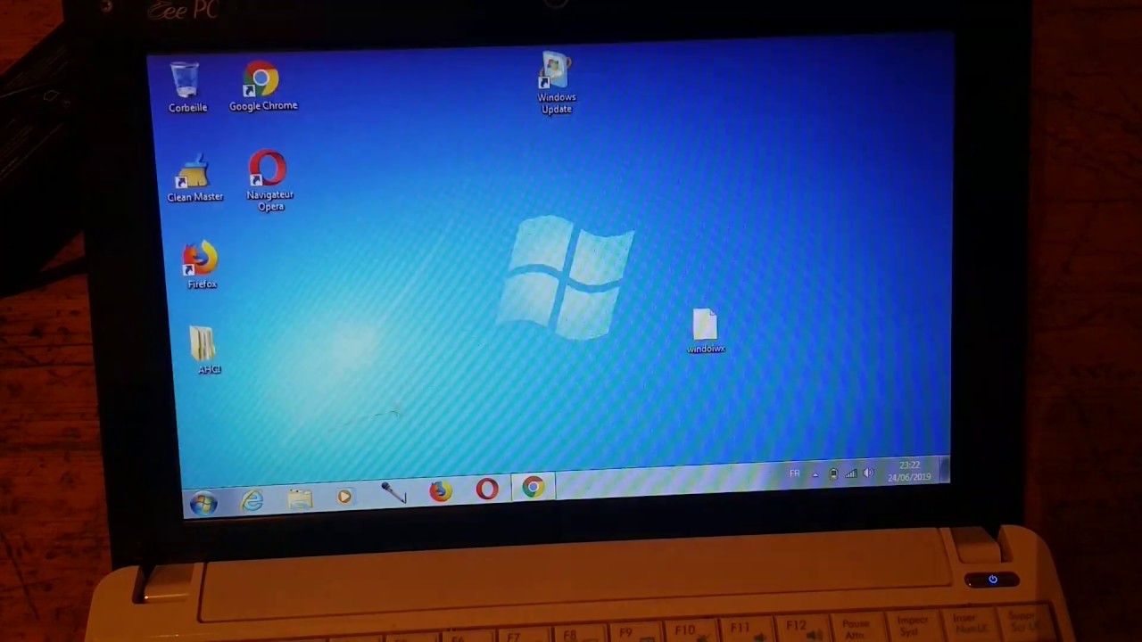 (VENDU!) Asus EeePC 1005PX Netbook