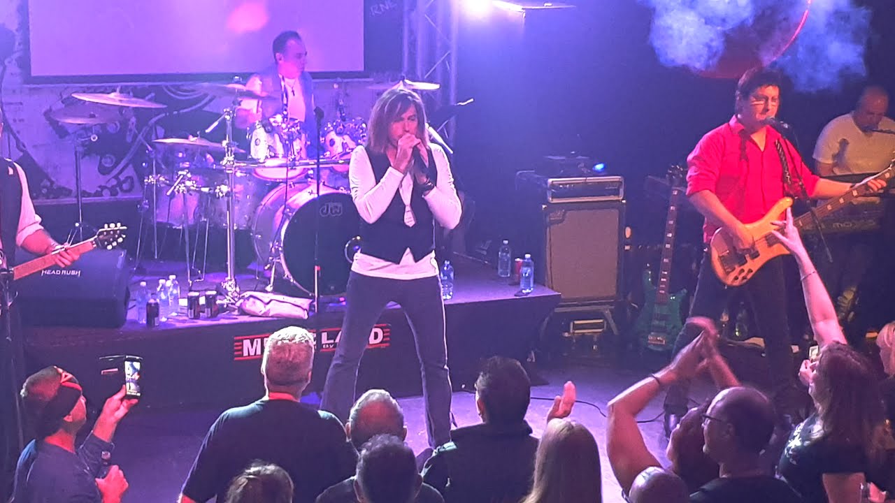 Midnight Blue - Lou Gramm LIVE By Double Vision - The Foreigner Experience at Musicland