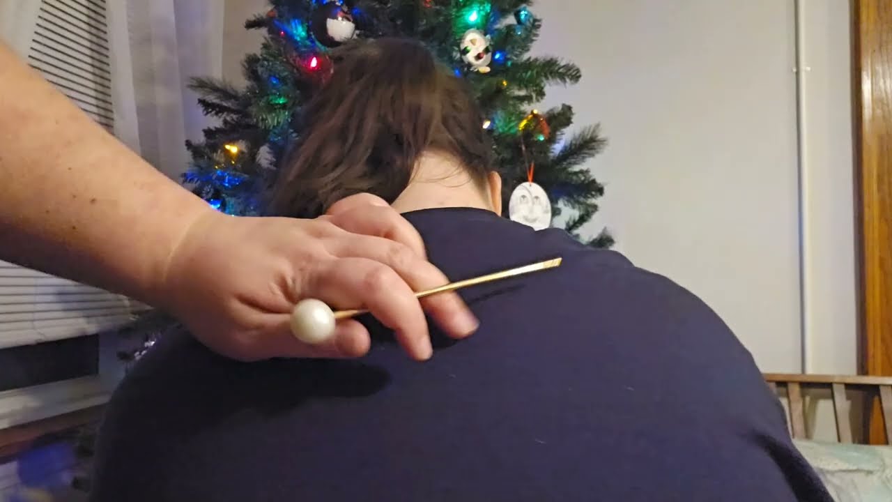 🎄 ASMR Back Tracing, Micro Light Touch Attention 🎄