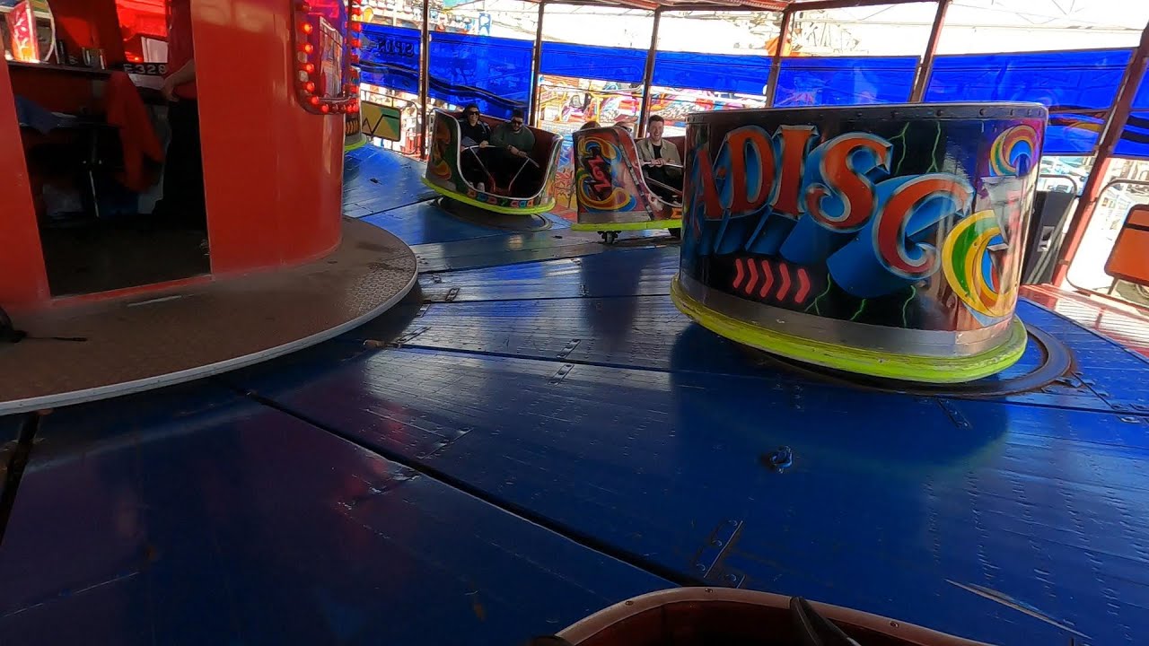 Spin-A-Disc Waltzer (on-ride), Central Pier, Blackpool, April 2022