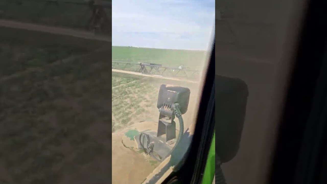 Farm videos . Fendt 724 and Horsch leeb sprayer. #shorts #farmvideo #farming #tractor #agriculture