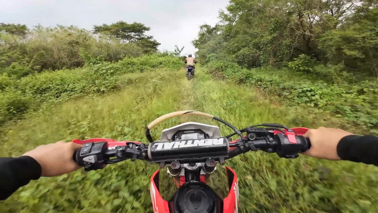 Keirsamin -FIrst Enduro Ride Experience On A DIRT BIKE (CRF150)