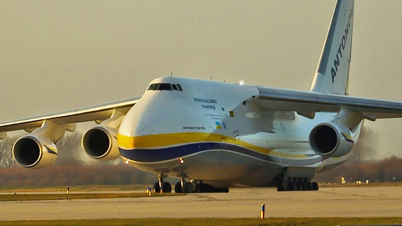 Antonov An-124 Landing at Leipzig/Halle Airport (Germany)