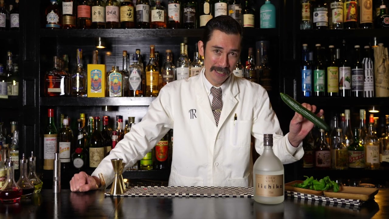 Um drinque com shochu com Rogério Igarashi