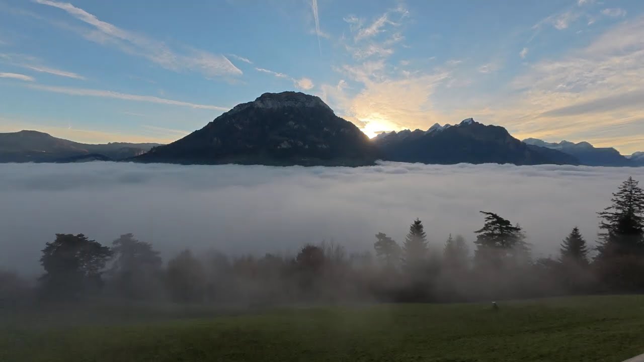Magical Sunrise Timelapse in 4K  🌄 Fog covering Lake Lucerne & Swiss Alps | Switzerland