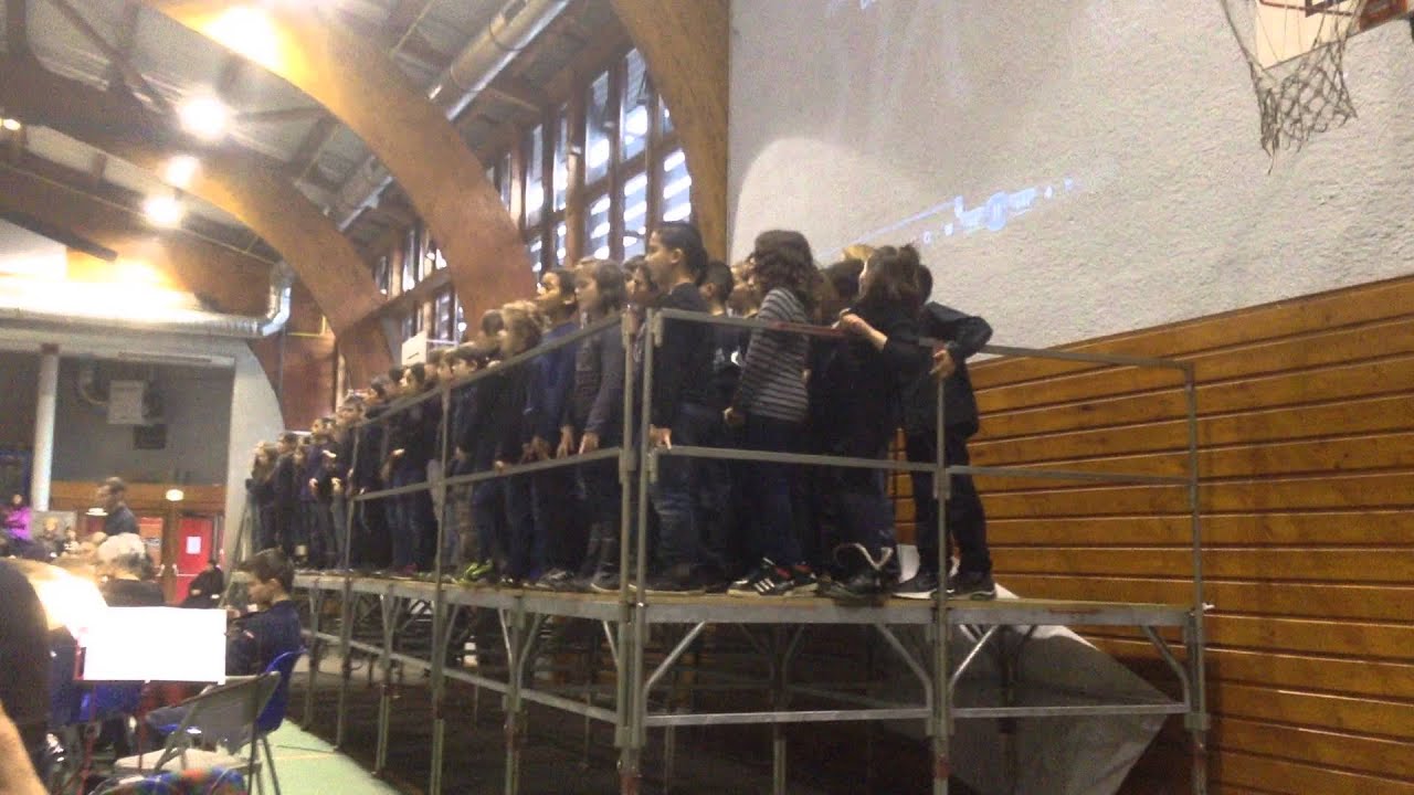L'aigle Noir par la Chorale des enfants de l'école Pierre et Marie Curie / Voiron