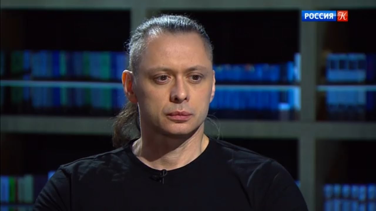 Михаил Елизаров. "Земля"