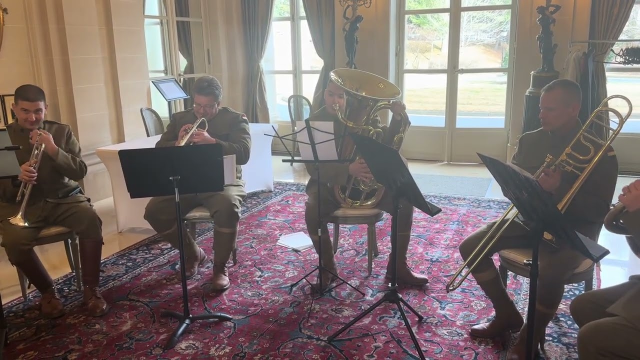 La Vie en Rose for Brass Quintet Arranged by Jari Villanueva