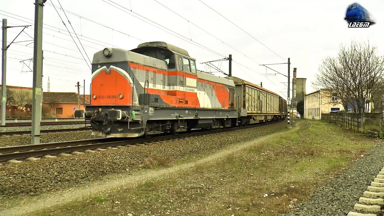 LDE1250 690 056-2 & Marfar EXPRESS FWD Freight Train in Gara Arad Station - 03 February 2021