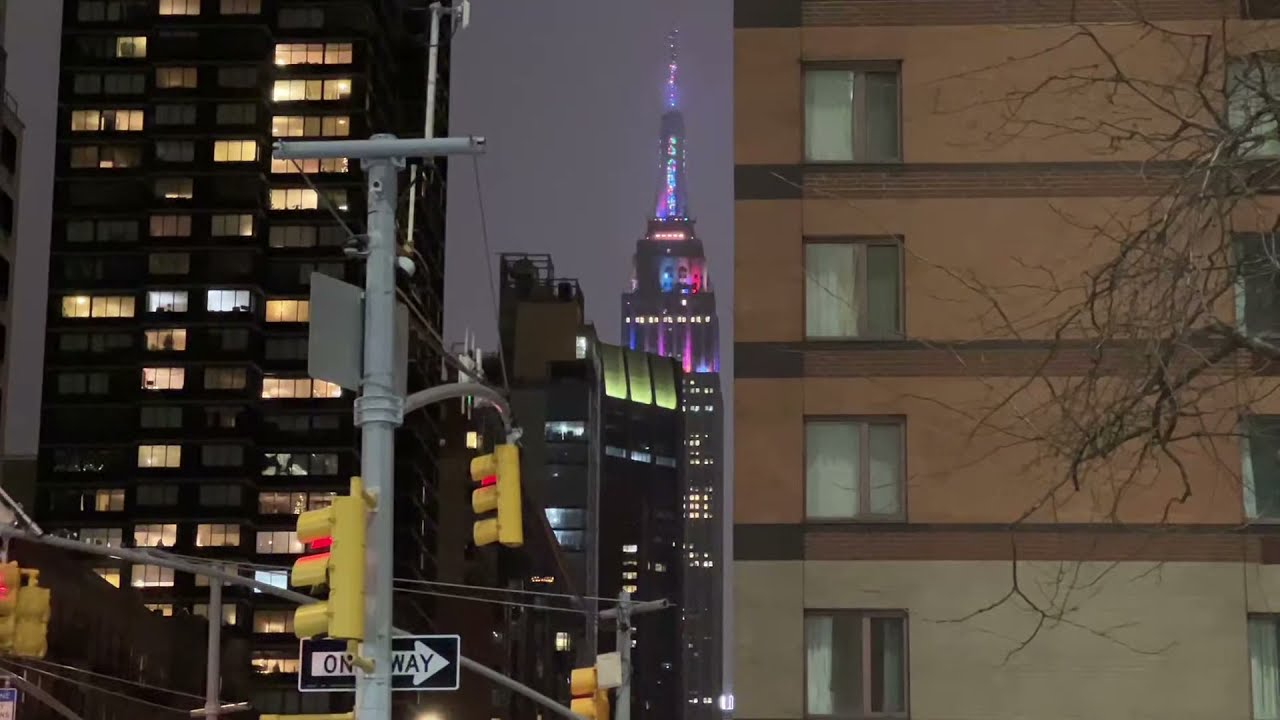 LIVE NYC New Year's Eve 2021 - Dec 31, 2021