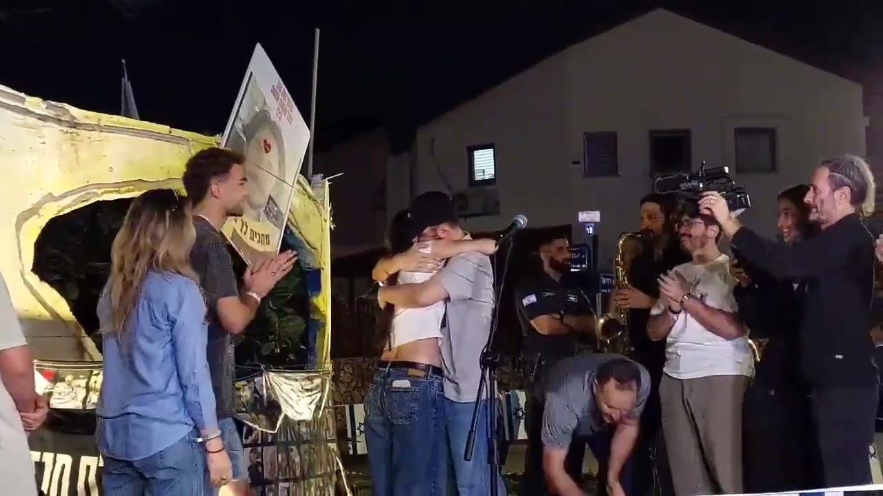 Omer Shem Tov Removes His Own Hostage Poster After 505 Days in Hamas Captivity | Herzliya, Israel