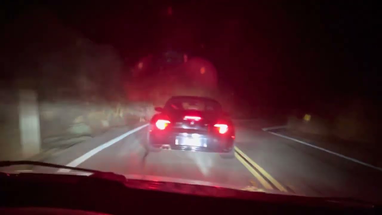 BMW Z4 VS Saturn Ion Redline 23 Decker Uphill Touge
