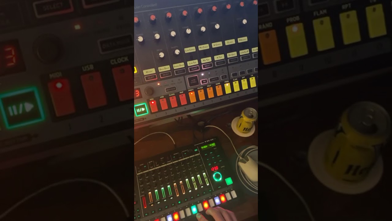 Friday night with the Roland S-760