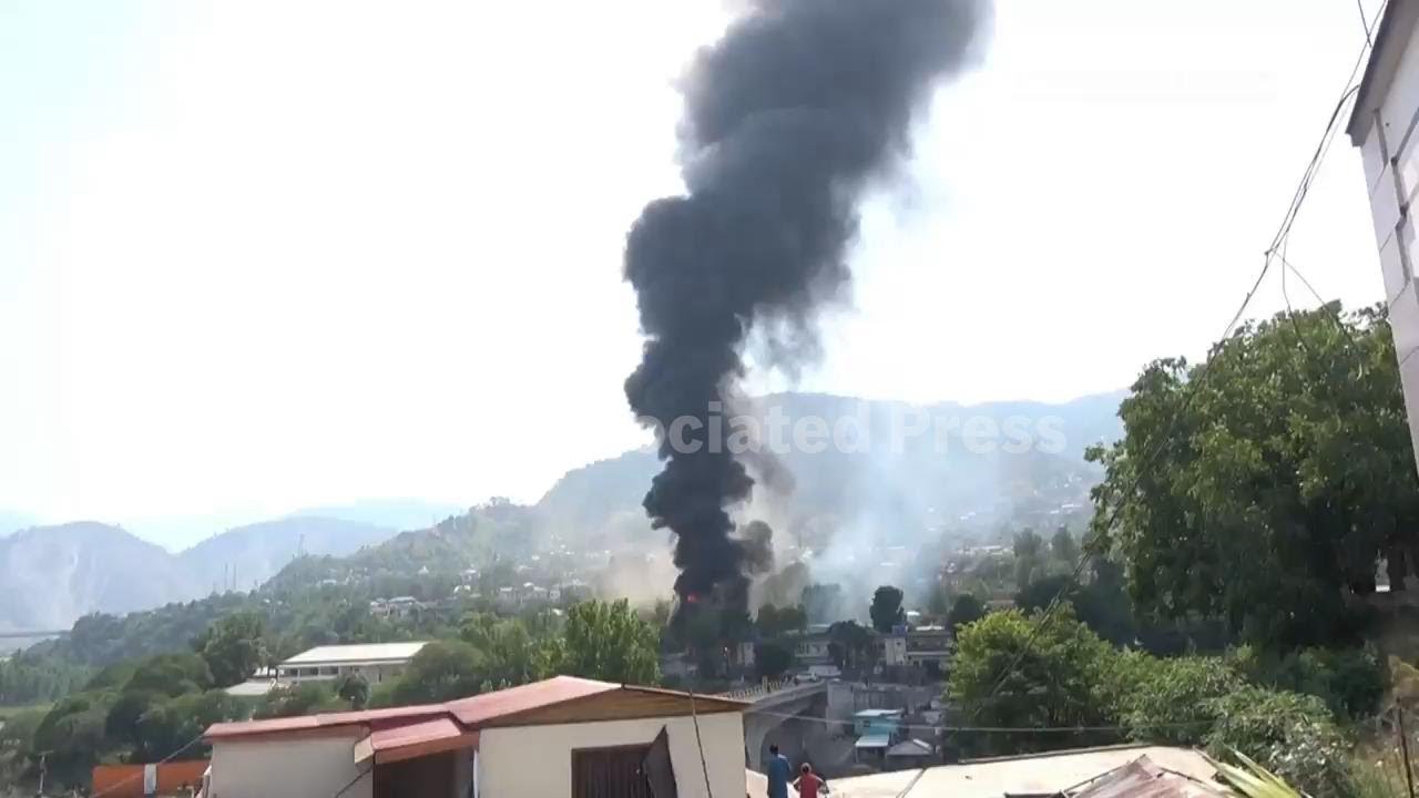 Pakistan army helicopter crashes in Kashmir due to technical fault, killing all on board