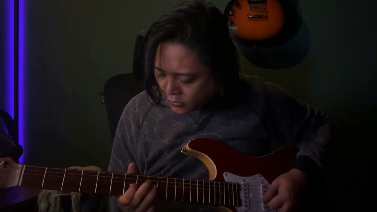 Guitar solo random groovy blues key in Bm