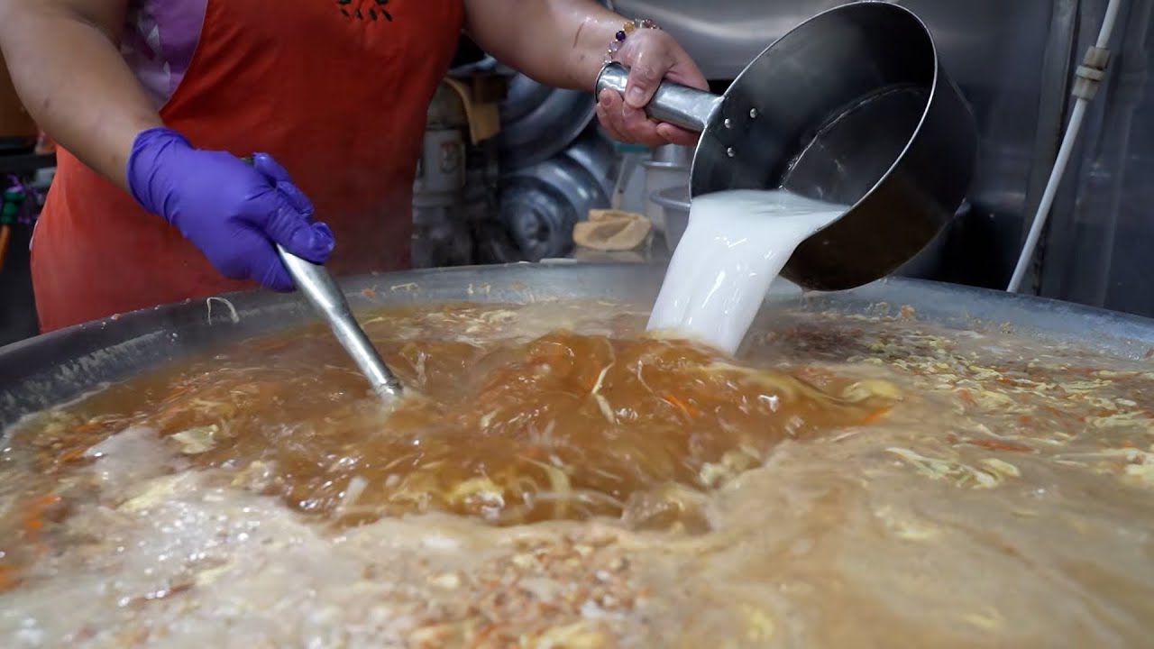 大肚市場美食大合集-從清晨一路吃到中午/Popular! Various traditional food in the market - Taiwanese street food