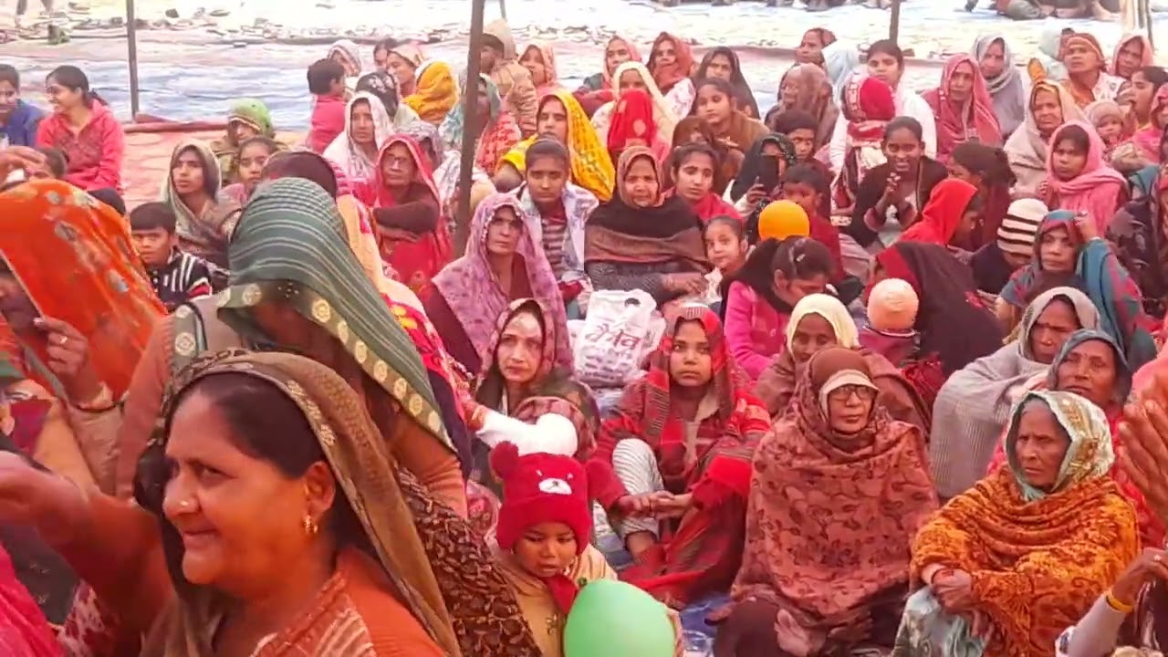 अनिल शास्ती जी के द्वारा  छटे दिवस की दिन की बेला मे गोवर्धन भगवान  का पूजन संपन्न  हुआ