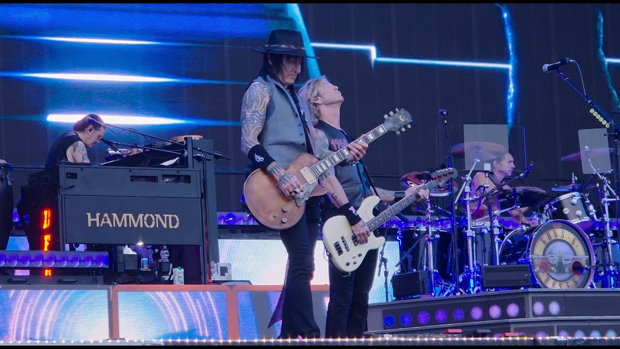 Guns N' Roses - Knockin' On Heaven's Door - Rock for People 15. 6. 2025