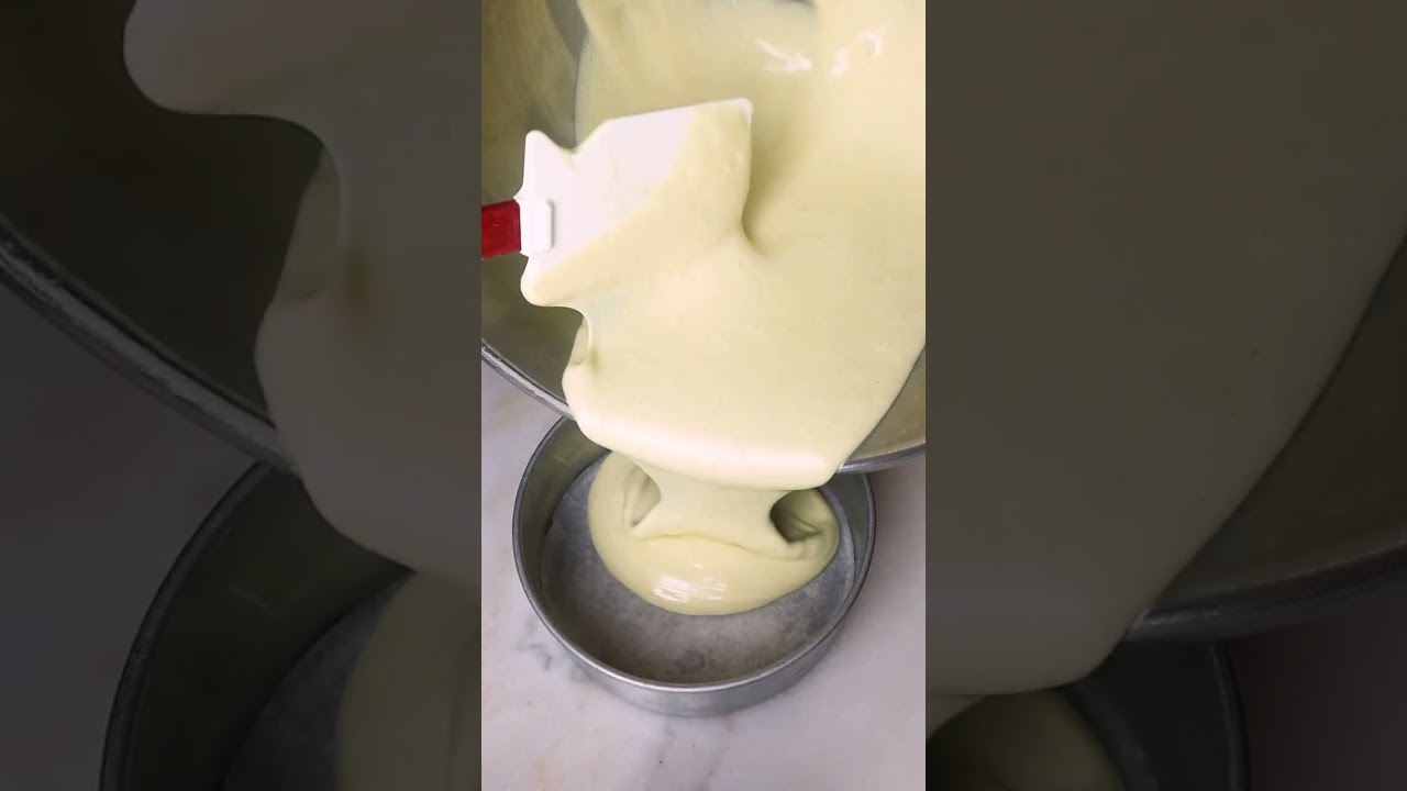 Testing out a new vanilla cake recipe:)