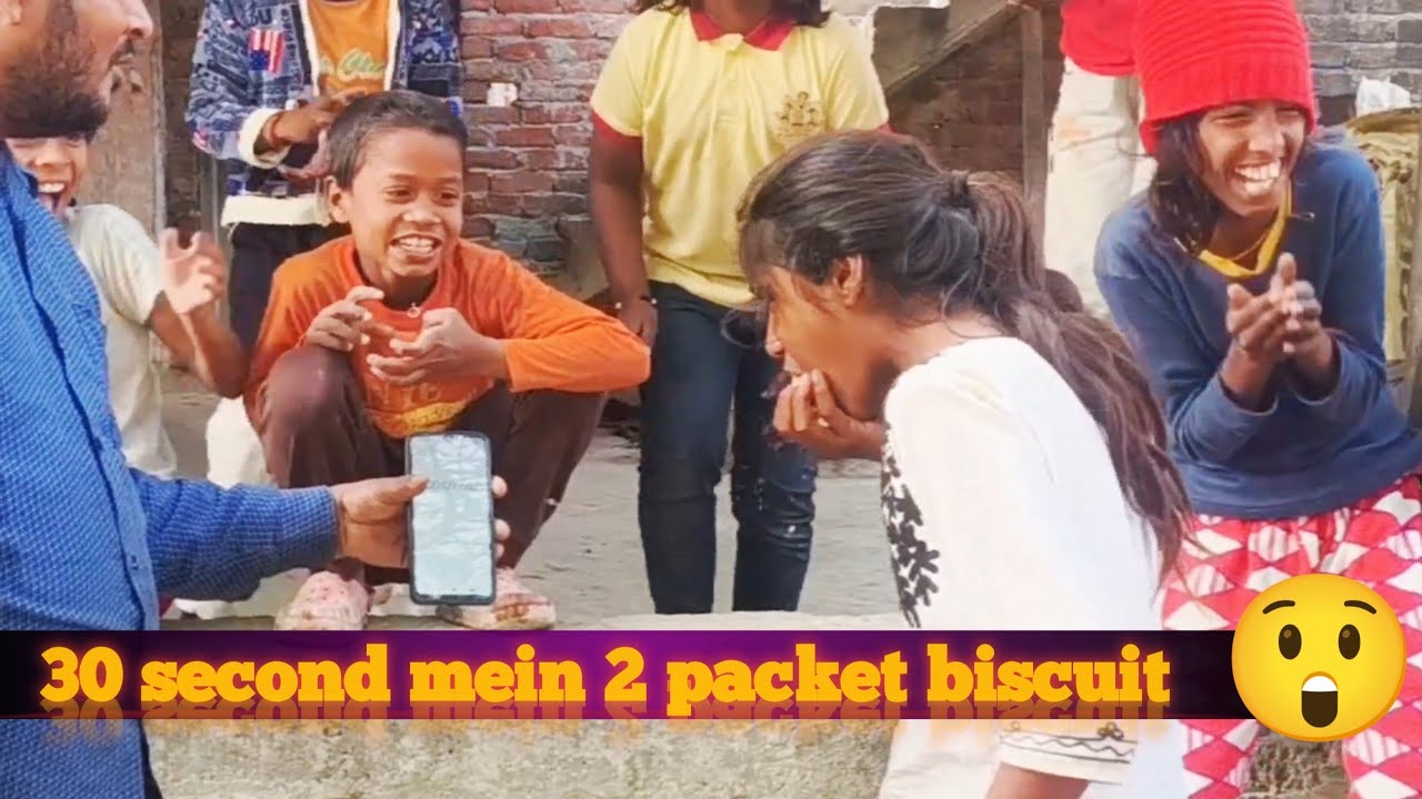 30 second mein biscuit  khao 50₹ le jao 🍔😆🤭#amazing food challenge 