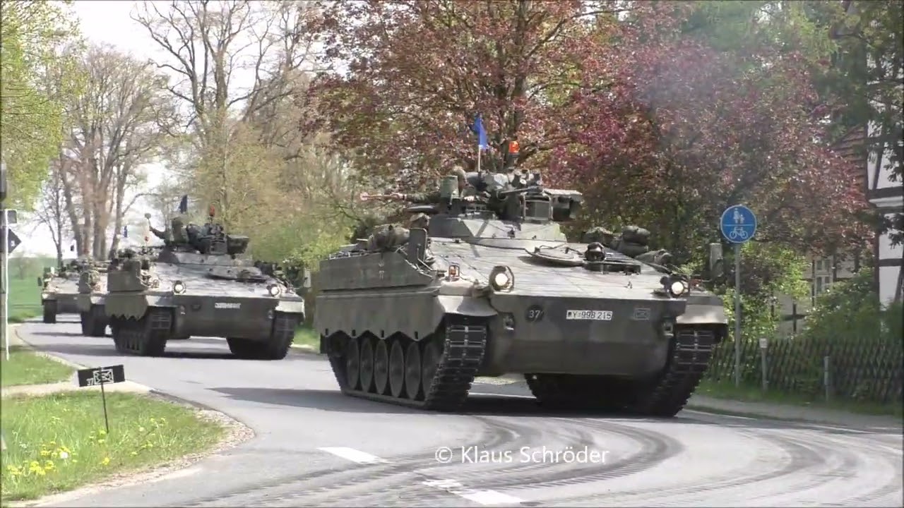 Konvoi Marder PzGrenBtl 391 bei Uelzen