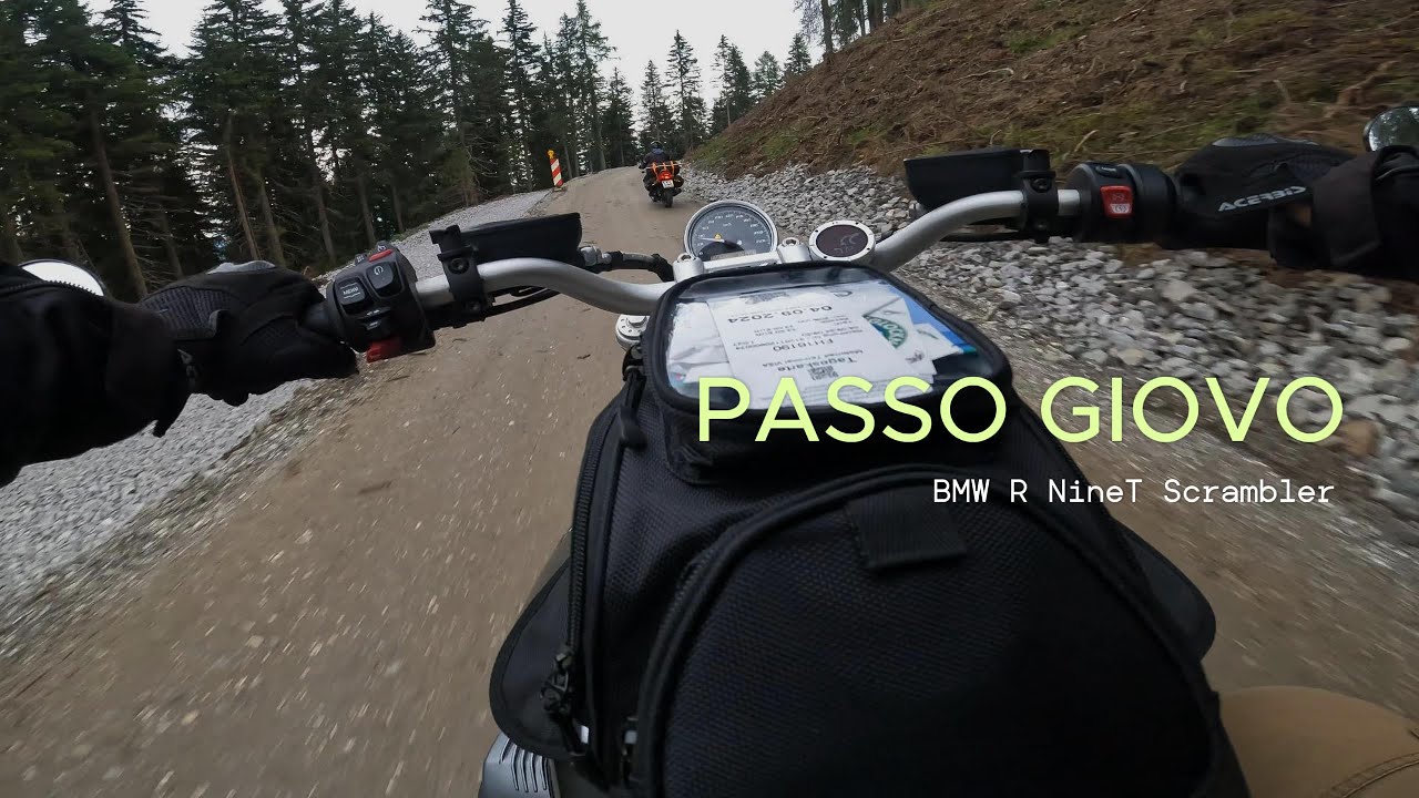 Prenderò ancora pioggia? il PASSO GIOVO con la BMW R Ninet Scrambler