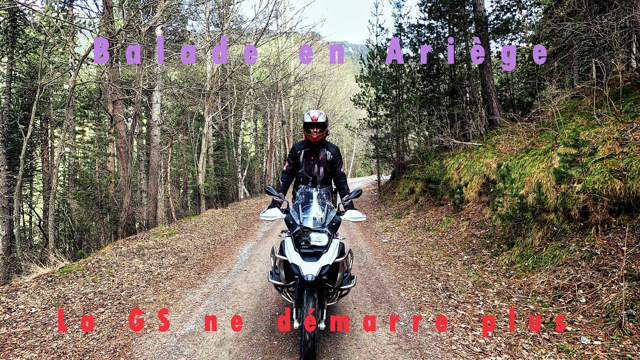 Balade à moto en Ariège.