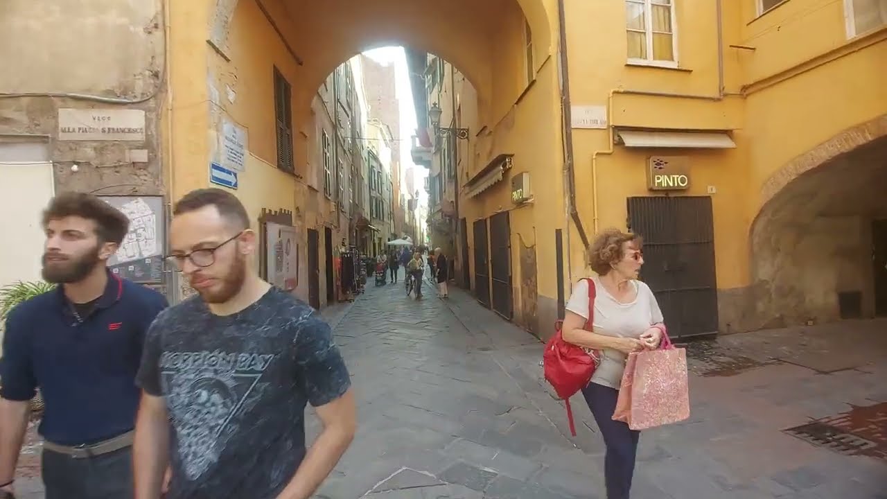 Loano, Italy 🇮🇹 - Summer 2023 - Walking Tour- First Vlog #italy #walkingtour