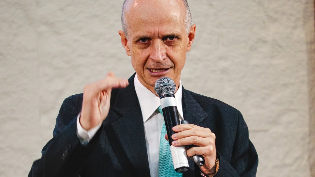 DEUS NÃO ESCOLHE O CAMINHO MAIS FÁCIL — E ISSO MUDA TUDO NA SUA VIDA - Pr. Clairton