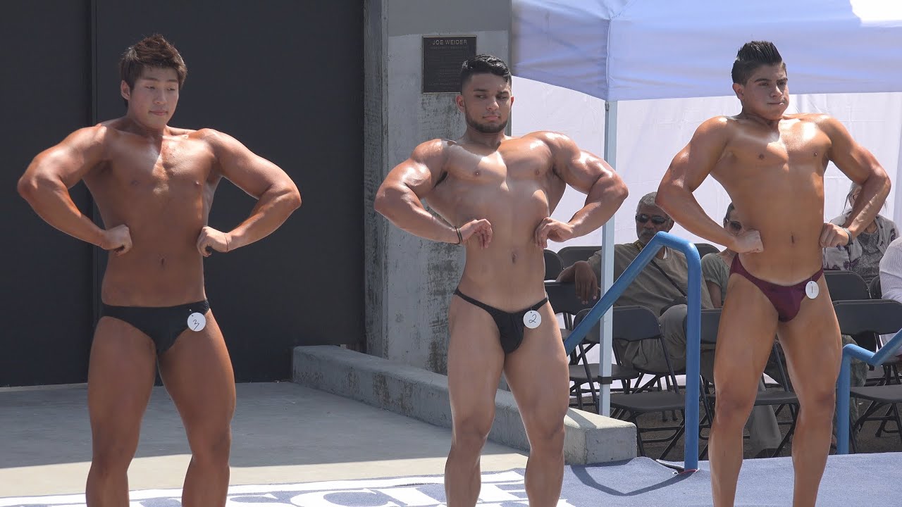 Teen Bodybuilders at Muscle Beach - Memorial Day 2014